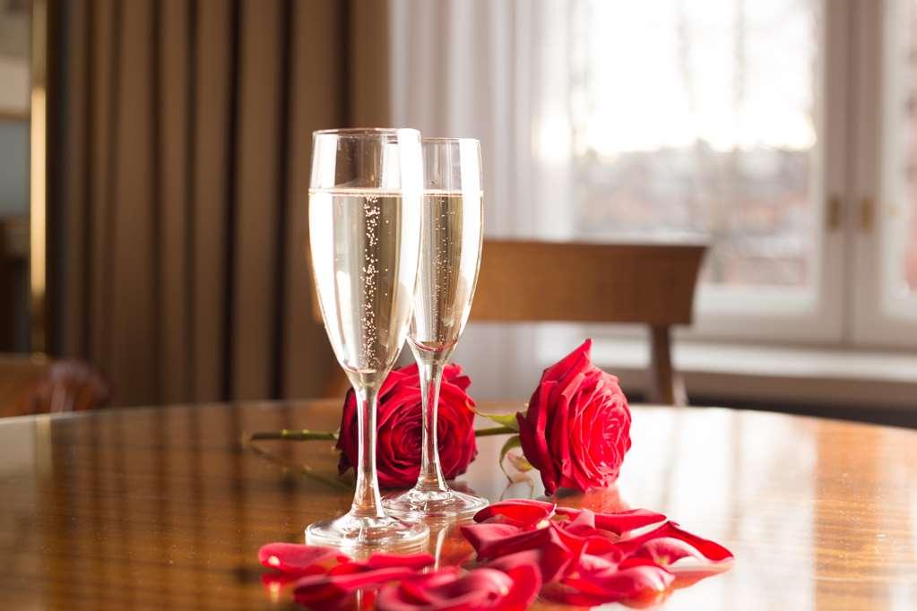 Radisson Blu Grand Hotel Tammer Тампере Удобства фото